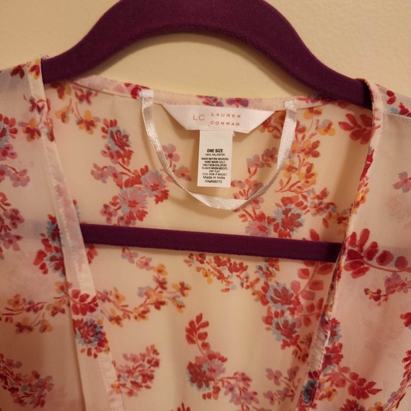 Lauren Conrad Flowy Coverup O/S - Picture 2 of 6